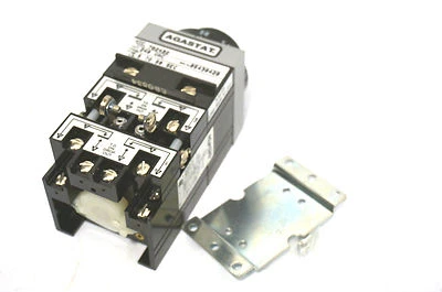 NEW AGASTAT 7024BD TIMER 5-50 SEC - Image 1 of 3