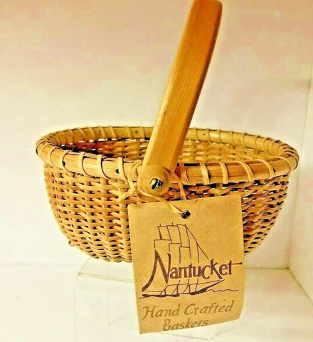 Nantucket Lightship Basket Oval Hand Woven, Swivel Handle Wood Base Vintage 5.5" Cover