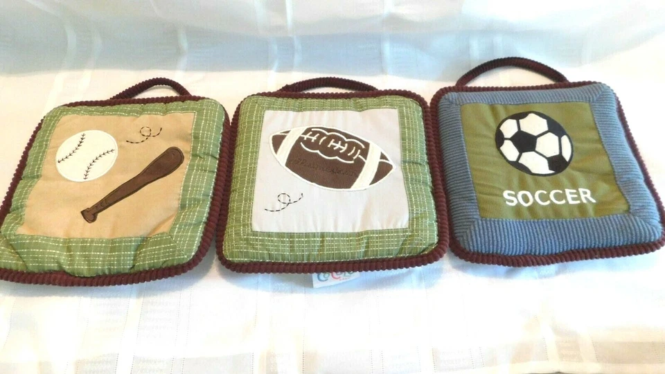 CoCaLo Bebé Guardería Colgante de Pared Niño Deporte Fútbol Béisbol Fútbol Foto 1 de 4