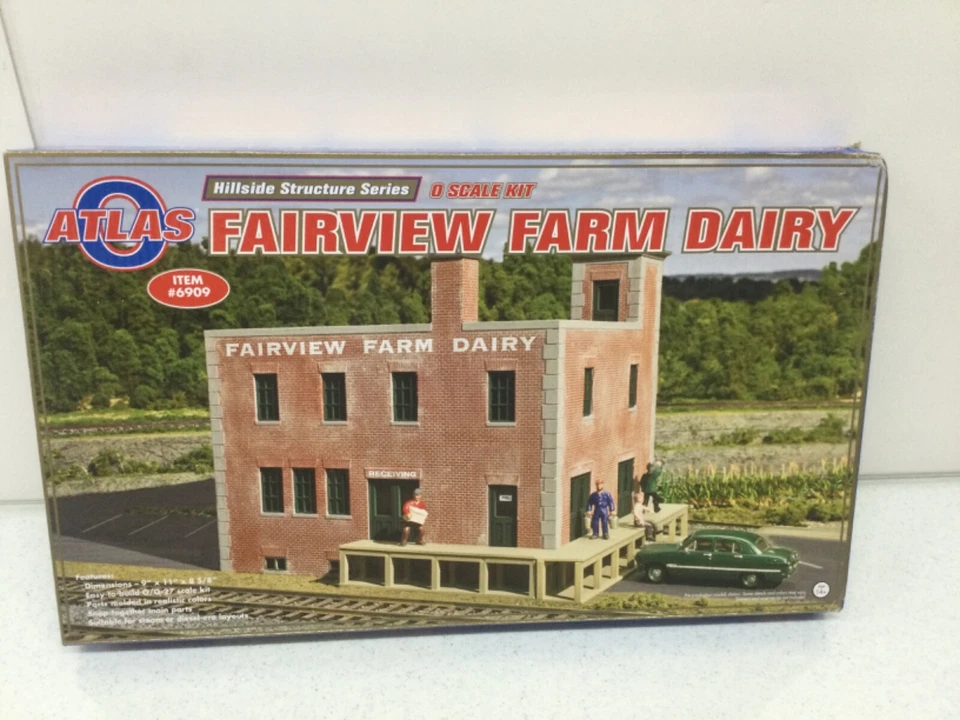 Atlas O 6909 Fairview Farm Dairy Building Kit O-scale