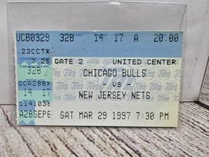 Chicago Bulls vs Nets 29.03.1997 Ticket Stub - Bulls Win -MJ-21 Pts-10 Assists VGC - Bild 1 von 8