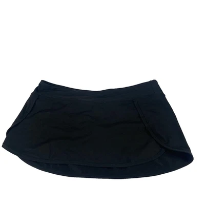 Falda deportiva de playa forrada de nailon negra mediana de playa Athleta Swim Skort para mujer Foto 1 de 4