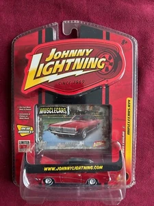 1969 Cougar XR7 JOHNNY LIGHTNING MUSCLECARS #R14 ~ NIE GEÖFFNET können einige Beulen sein - Bild 1 von 2