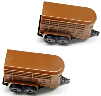 Lote de 2 brinquedos colecionáveis Brown Horse Ranch Trailers da ERTL de metal fundido escala 1:64 - Imagem 1 de 4