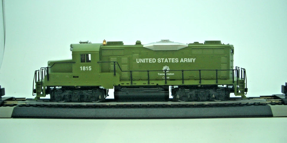 HO US ARMY EMD GP-20 LOCOMOTIVE DCC READY #414009 US ARMY LOCOMOTIVE - Image 1 of 4