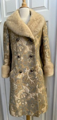 Vintage 1960s Tapestry Brocade Coat Genuine Blond Mink Fur Trim  EXQUISITE - Image 1 of 4