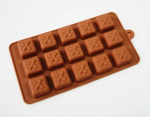 15 Cell Gift / Parcel Silicone Chocolate Mould Wax Melt Present Candy Tray Craft - Picture 1 of 2