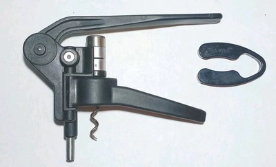 Le Creuset Screwpull Lever Model Professional Corkscrew Foil-cutter Wine Opener  - Image 1 of 4