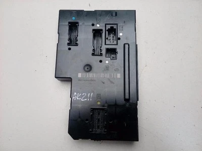 Centralina rete di bordo BCM FEM SAM BSI Mercedes-Benz Classe C 2012 A2049060205 - Immagine 1 di 3