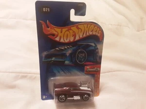 2004 Collectible Hot Wheels First Editions 71/100 Camaro - Picture 1 of 3