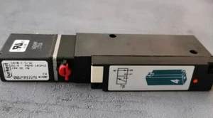 1 Stück NEU für Burkert Magnetventil 5470 C 5/32 1/4 PN28-145PSI 24VDC 00299729 - Bild 1 von 4