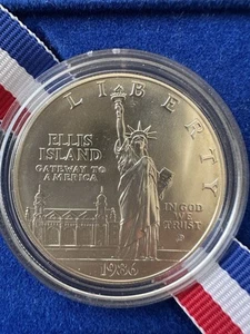 1986P Liberty Silver Dollar 90% Silver Ellis Island Commemorative Coin - Picture 1 of 4