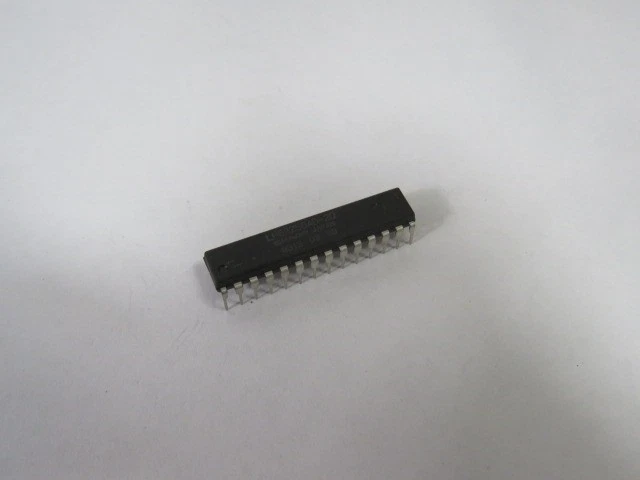 Sharp LH52258AD-20 CMOS 32KX8 Static RAM Memory Chip 28-Pin NOP - Image 1 of 3