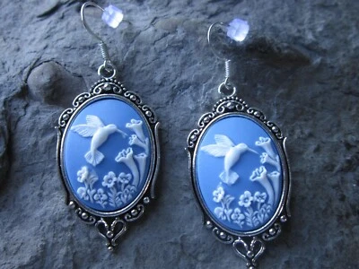 CHOOSE COLOR - HUMMINGBIRD CAMEO SILVER EARRINGS - BIRD - WEDDING - BRIDAL - Image 1 of 4