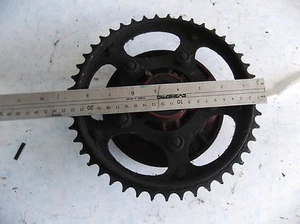HONDA VFR400 NC21 REAR SPROCKET & CARRIER - Picture 1 of 2