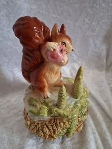 Schmid Beatrix Potter Squirrel Nutkin Revolving Music Box - Picture 1 of 10