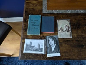 Ephemera Mixed Lot of Vintage Items, Books, Postcode, Signed Photo, Unusual - Foto 1 di 20