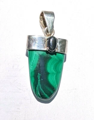 Joyería de cristal años 90 Malaquita colgante en forma de lengua hematita cabujón esterlina Foto 1 de 4