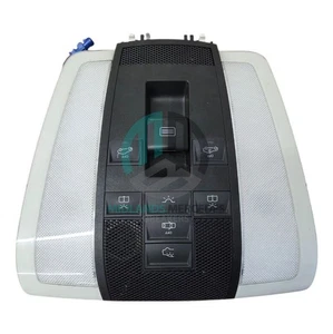 MERCEDES-BENZ C E Class W204 W207 Interior Light A2049063102 - Picture 1 of 6