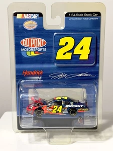 2007 Jeff Gordon #24 DuPont 1/64 Scale NASCAR Diecast Hood Open Drivers Select - Picture 1 of 2