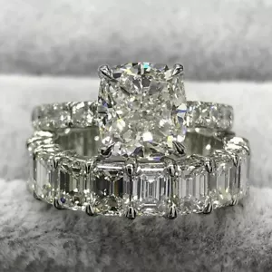 Juego de anillos de boda de oro blanco de 14 k con diamantes simulados de corte cojín de 8,50 quilates talla 10 - Imagen 1 de 3