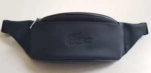 Lacoste Tasche Banane mit Reißverschluss Marineblau - Bild 1 von 8