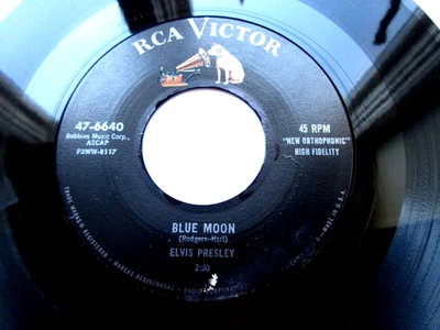 Elvis Presley BLUE MOON / JUST BECAUSE 1956 RCA 45 - EX 45 RPM RECORD - Image 1 of 4