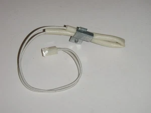 Thermal Fuse for Hitachi Automatic Home Bakery Bread Maker Model HB-D103 - Picture 1 of 4