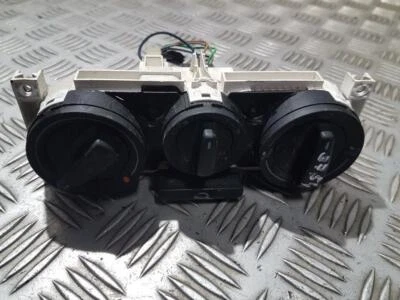 Panel de control de clima Volkswagen Passat 1997 (interruptor de control de calefacción #498399-89 Foto 1 de 4