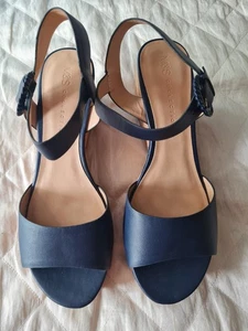 WOMANS NAVY WEDGE STYLE SANDALS FROM MARKS AND SPENCER IN A SIZE 5 - Picture 1 of 6