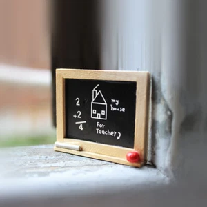 Cavalletto lavagna in miniatura 1:12 casa delle bambole aula accessorio bambola - Foto 1 di 6