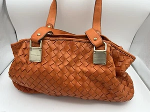 Bolso de mano hobo de cuero tejido Michael Kors - Imagen 1 de 12