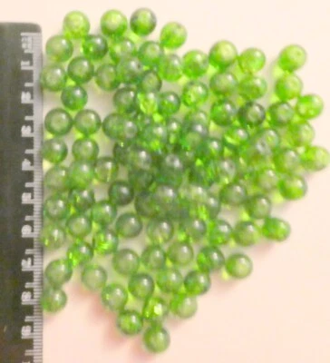 Green Glass Crackle Round Beads 6mm  Jewellery Making Crafting Pack in Photo - Image 1 of 2