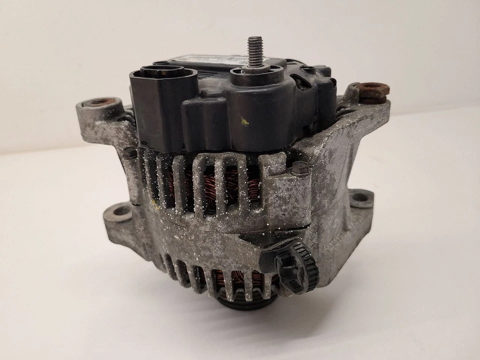 2011-2013 HYUNDAI SONATA 交流发电机 VIN C 第 8 位 373002G150 — 第 1/4 张图片