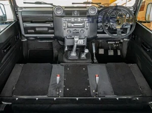 Front RHD Black Carpet Set for Land Rover Defender 2.2 PUMA 12-16 - Picture 1 of 4