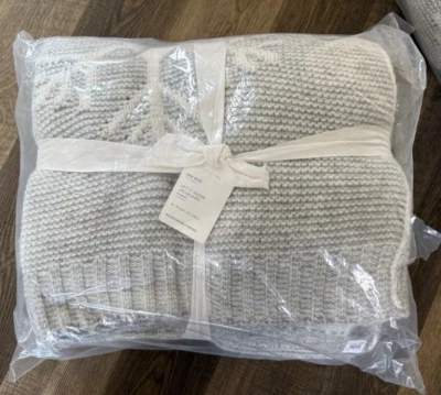 Pottery Barn Let it SNOW Blanket Winter snowflake 96x92" cabin lodge gray white - Image 1 of 4