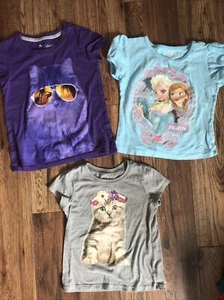Girls 4T t-shirt lot of 3 cats, frozen multicolor - Picture 1 of 5