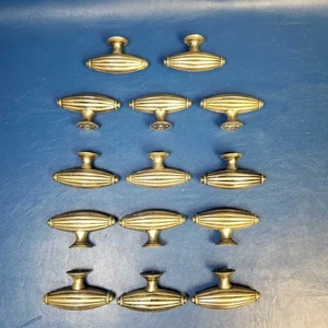 Top Knobs MDC 3216 Cabinet Knob Antique Brass Ridged Oval Solid Metal Pulls (14) - Picture 1 of 5
