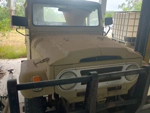 toyota 79 series landcruiser - Picture 1 of 2