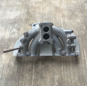 Toyota TEQ Corolla KE20 KE30 KE70 Intake Exhaust Manifold Used 17111-24042 - Picture 1 of 11