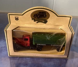 Lledo Chevron Die Cast - Semi Truck & Trailer - Picture 1 of 10