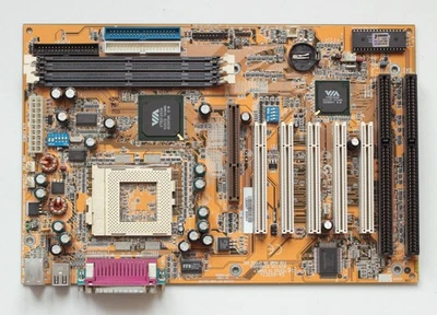 Socket 370 motherboard - Gigabyte GA-6VXE7 - VIA Apollo Pro 133 - TESTED - Image 1 of 2