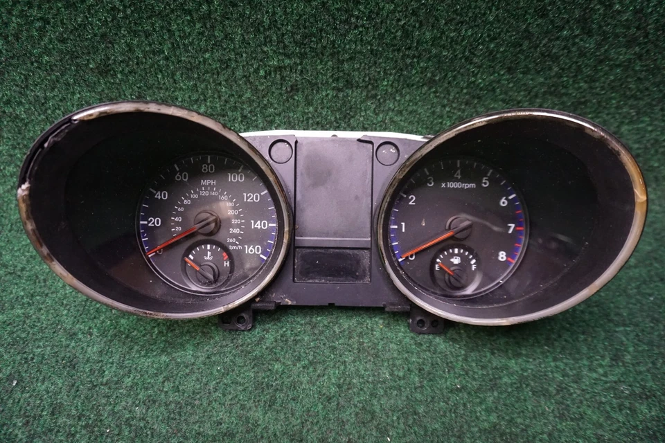 2011 HYUNDAI GENESIS COUPE medidor de velocidade cluster OEM 940112M090 125.154K MI - Imagem 1 de 4