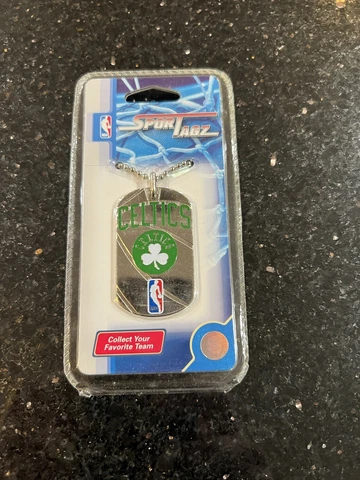 Boston Celtics Thick Metal NBA team logo dogtag Necklace foco Cover