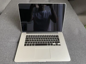 Apple MacBook Pro 15“ Retina - Bild 1 von 7