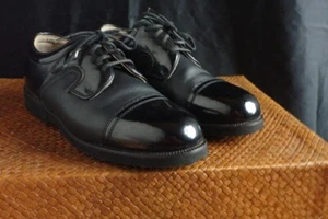 Zapatos de golf Aqua Tags Twister para hombre negros puntera 8 M zapatos de césped usados dos veces - Imagen 1 de 15