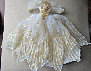 Barbie abito lungo giallo bianco vestito finemente decorato con paillettes oro - Foto 1 di 5
