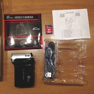 VIDEOCAMERA @TECH - NUOVA - SD 4GB - CD INSTALLAZIONE - 8 MEGAPIXEL - Foto 1 di 4