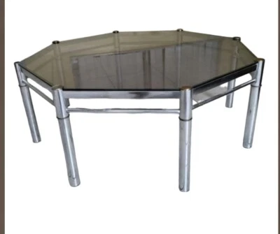 Mesa de cóctel vintage Hollywood Regency vidrio ahumado y cromo octogonal Foto 1 de 3