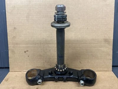 Yamaha FZ6R 2009 árbol triple inferior, suspensión inferior horquilla puente #11721 Foto 1 de 4